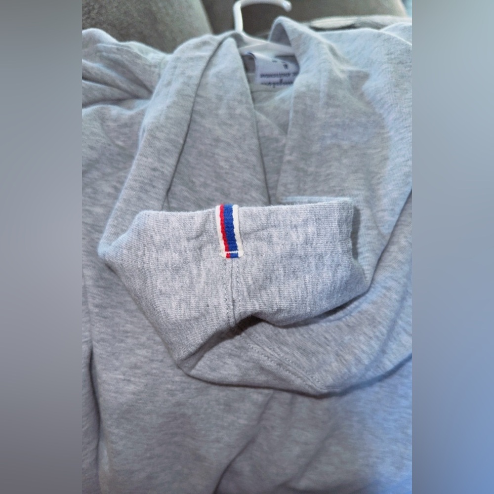Sweater - Picture 2 of 8